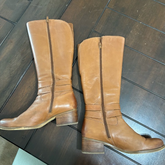 Naturalizer genuine leather knee high boots size 9 - Picture 4 of 4